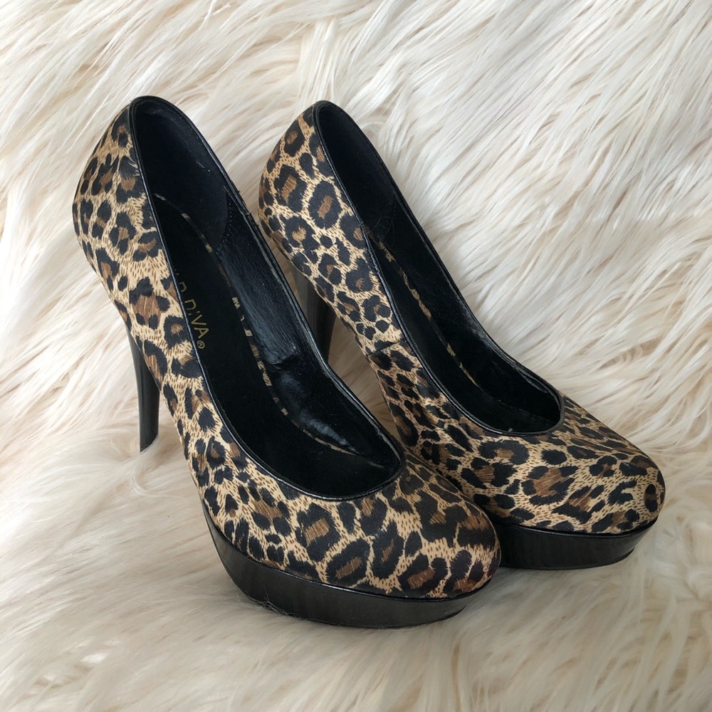 Wild Diva High Heels Leopard Animal Print 7 1/2 🐆